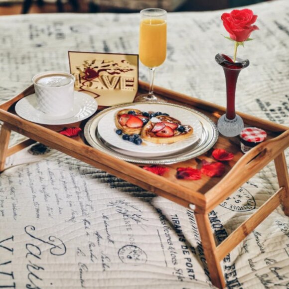 Vintage Glass Red Single Bud Vase Controlled Bubble Base - Picture 2 of 8